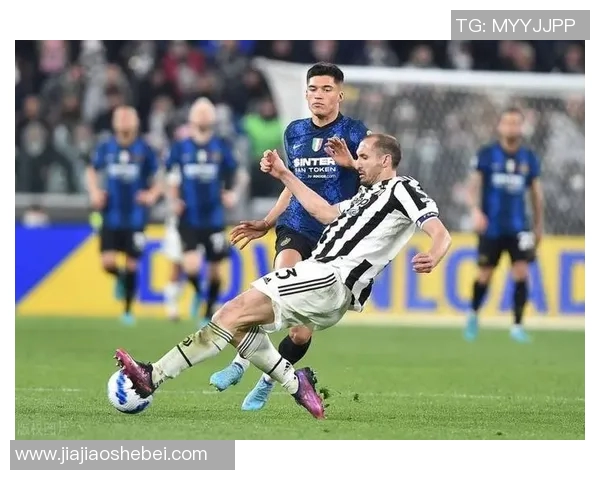 意甲榜首之争：国米继续领跑尤文图斯紧追其后