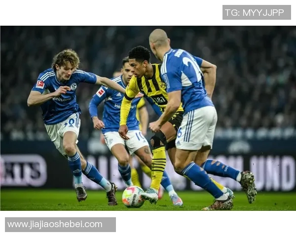 沙尔克04德甲连败,全队备战提振士气向下一场反击输赢 沙尔克04德甲连败,全队备战提振士气向下一场反击输赢